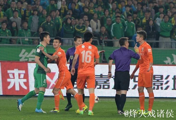 看看当年中超与 戴琳周挺相互咆哮的一幕